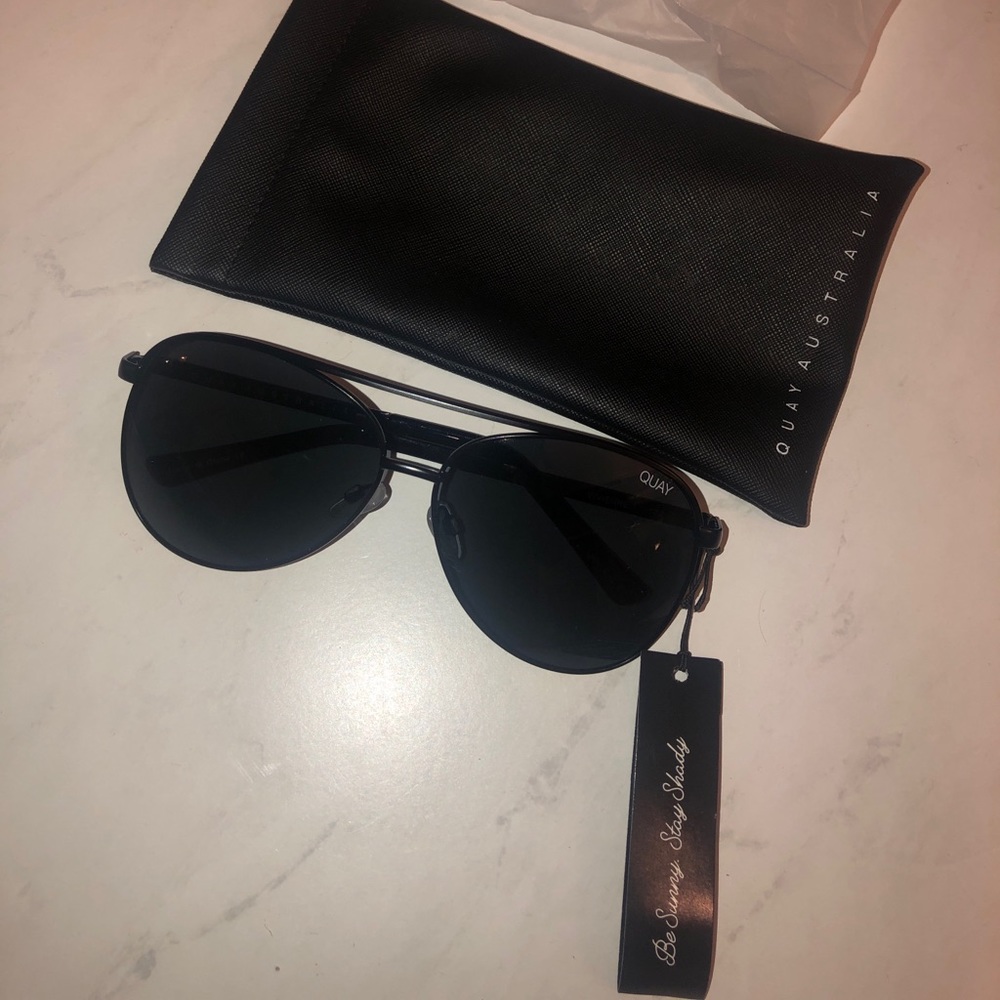 Quay Australia Vivienne sunglasses